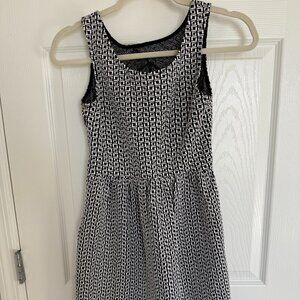 Black & White Patterned Print Sleeveless Dress with Texture Women's XS